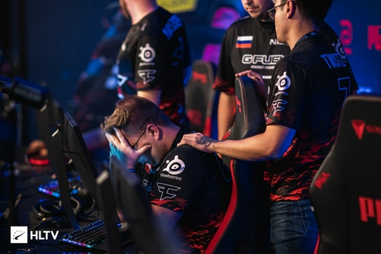 BLG战队在S15小组赛首轮遭遇100T战队失利分析